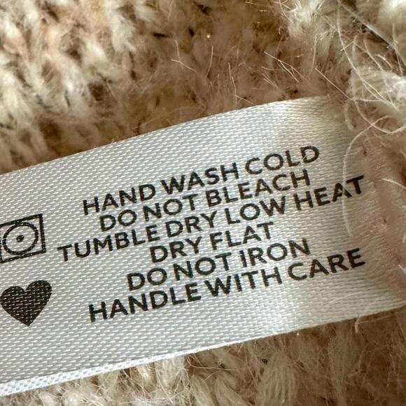 SAGE & FLOWER Oversized Fringe Cottagecore Granny Shawl Poncho Sweater Cardigan - Picture 8 of 8